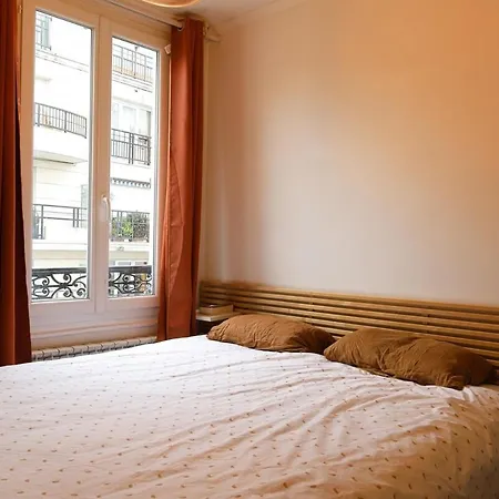 Spacieux Aux Batignolles