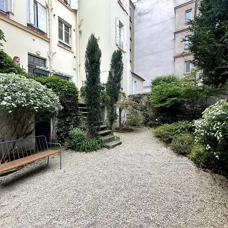 Appartement Spacieux Aux Batignolles