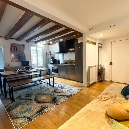 Appartement Spacieux Aux Batignolles *